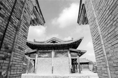蘭州莊嚴(yán)寺，曾經(jīng)是一位帝王的皇宮內(nèi)苑