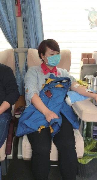 熱血戰(zhàn)疫敬佑生命 蘭州市三家出租車愛心車隊(duì)義務(wù)獻(xiàn)血