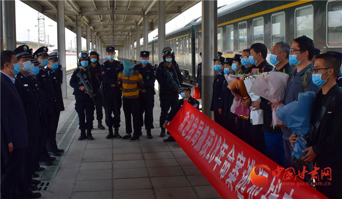 天水甘谷警方成功抓獲潛逃18年命案逃犯（圖）