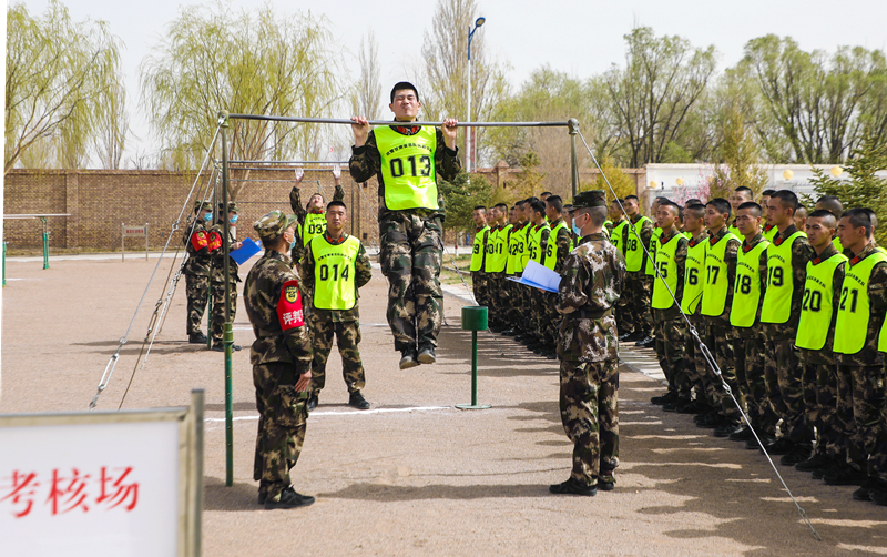 考核全程公開透明！武警甘肅總隊執(zhí)勤支隊組織2020年士官培訓對象選拔工作