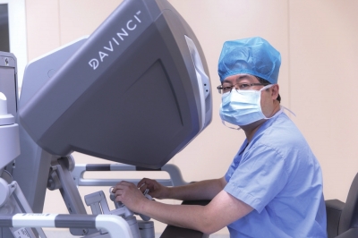 蘭大二院院長王?。捍筢t(yī)精誠“微視野”下可有大作為