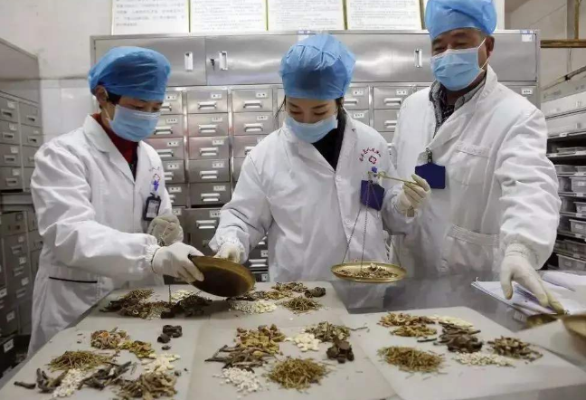 新冠肺炎疫情人物同防市民如何做？請看這里！