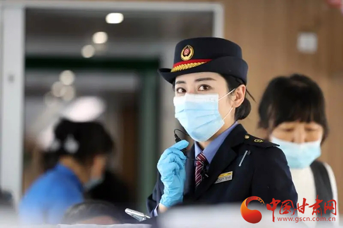 農(nóng)歷小年火車票今起開搶！這些信息你要知道