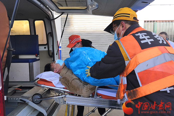 19分鐘緊急救援，永登車站為旅客開(kāi)辟生命通道