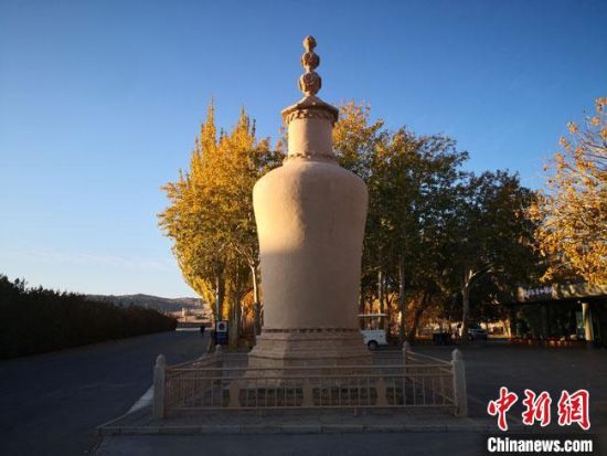 圖為2020年11月，沐浴在晨光中的莫高窟道士塔。(資料圖) 馮志軍 攝