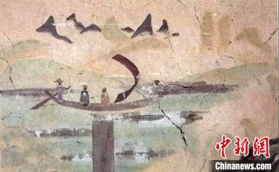 “一人搖櫓晃扁舟，兩人撐篙水上漂?！眻D為莫高窟第323窟《搖櫓帆船》（初唐）?！《鼗脱芯吭汗﹫D