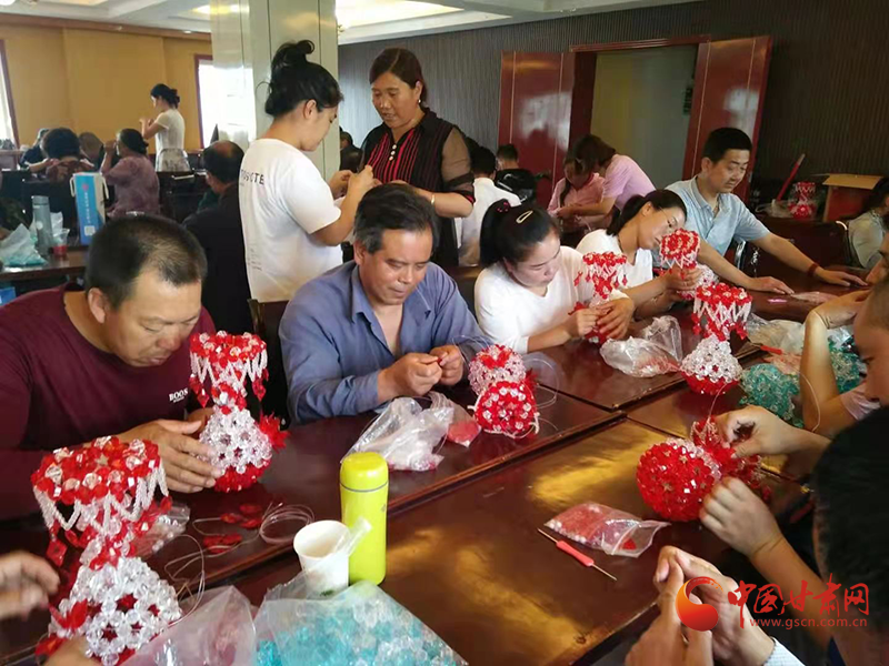 西和：免費(fèi)技能培訓(xùn) 讓殘疾人家務(wù)賺錢兩不誤