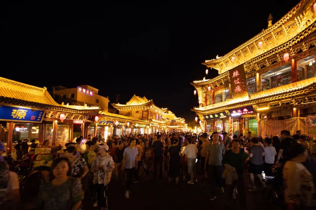 古風(fēng)、華美、浪漫、美味……現(xiàn)實版“清明上河圖”，就在這里！