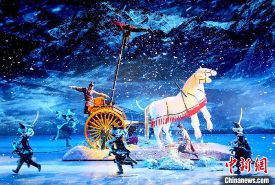 圖為《天下雄關(guān)》演出劇照?！「哒?攝