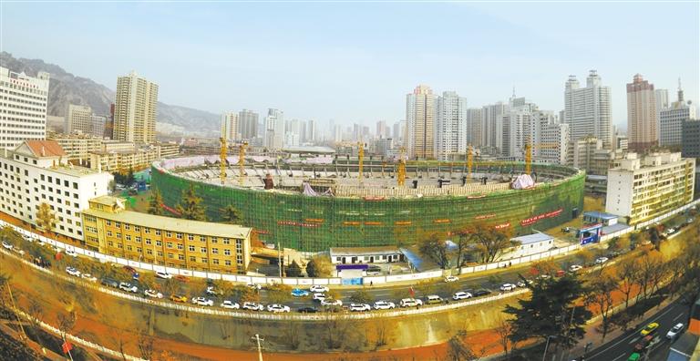 蘭州市七里河體育場主體封頂，預計明年7月交付使用