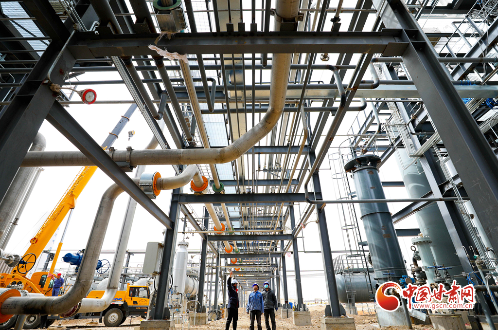 【隴拍客】甘肅：張掖液化天然氣儲備中心建設(shè)忙
